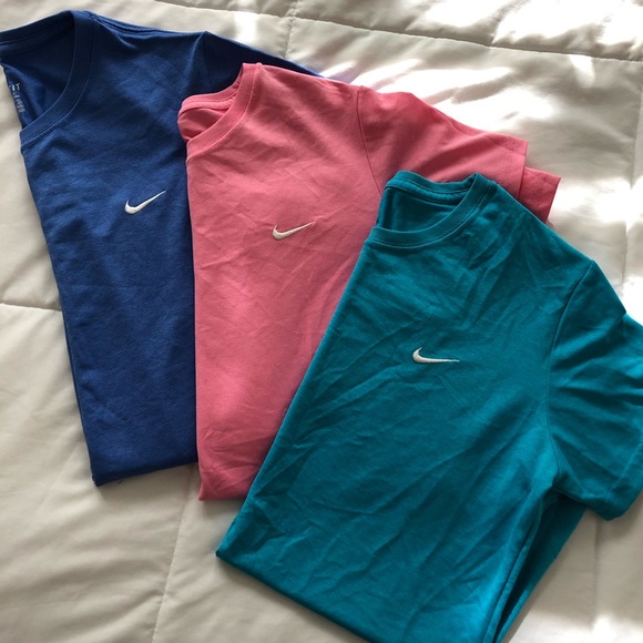 Nike Tops - Nike Dri-Fit